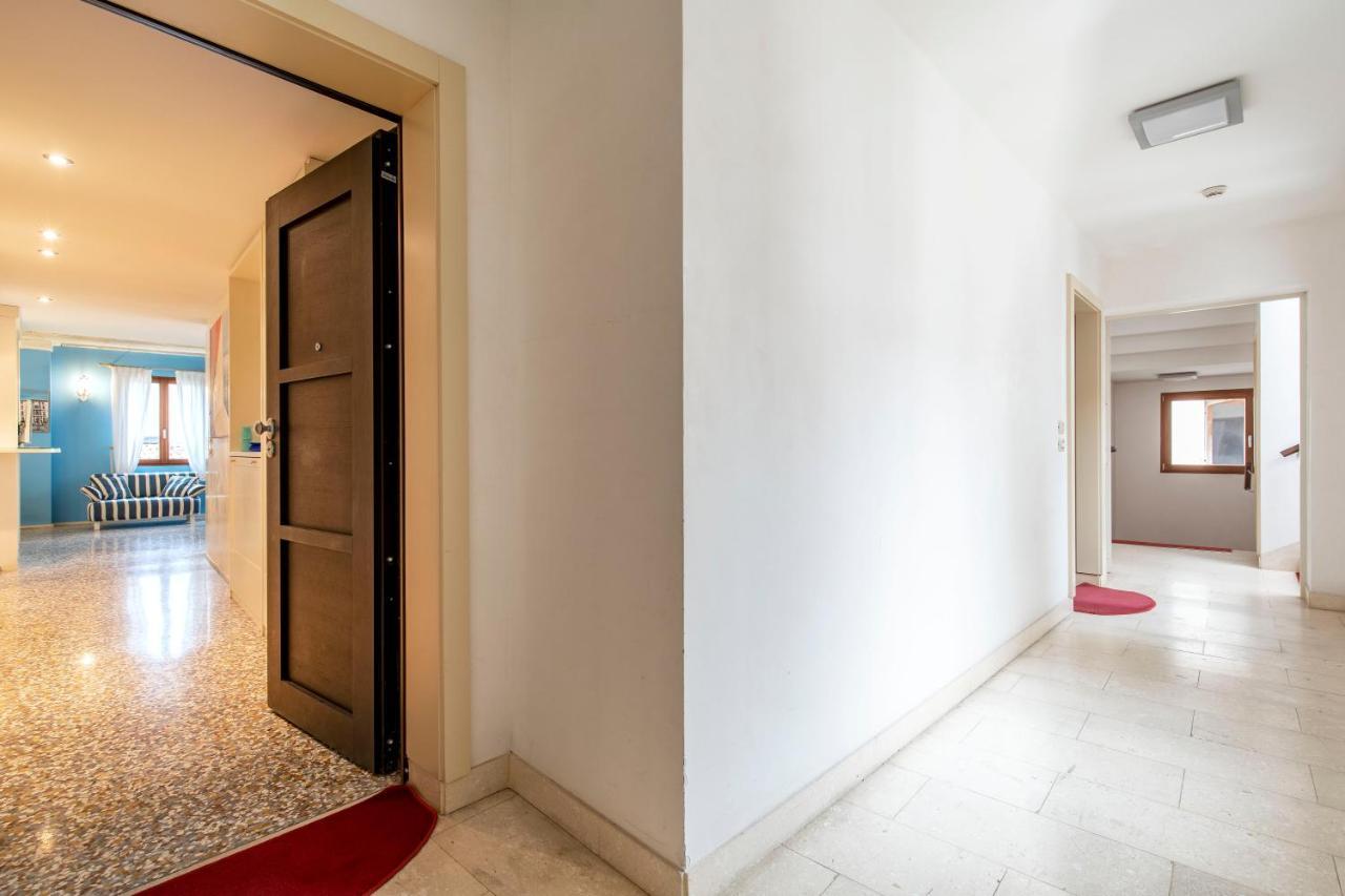 Apartment Friari Suite-luxury Apt. Close To Rialto Bridge Venedig